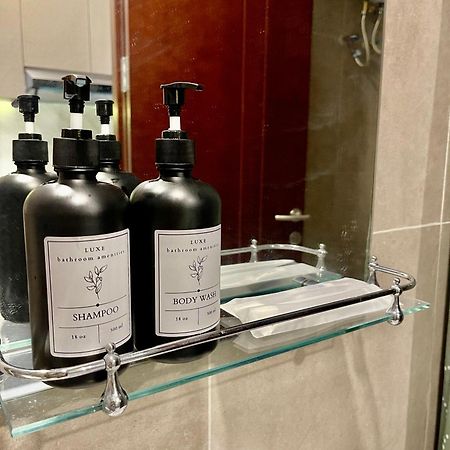 Verdela Pollux Meisterstadt Batam Apartement Eksteriør billede